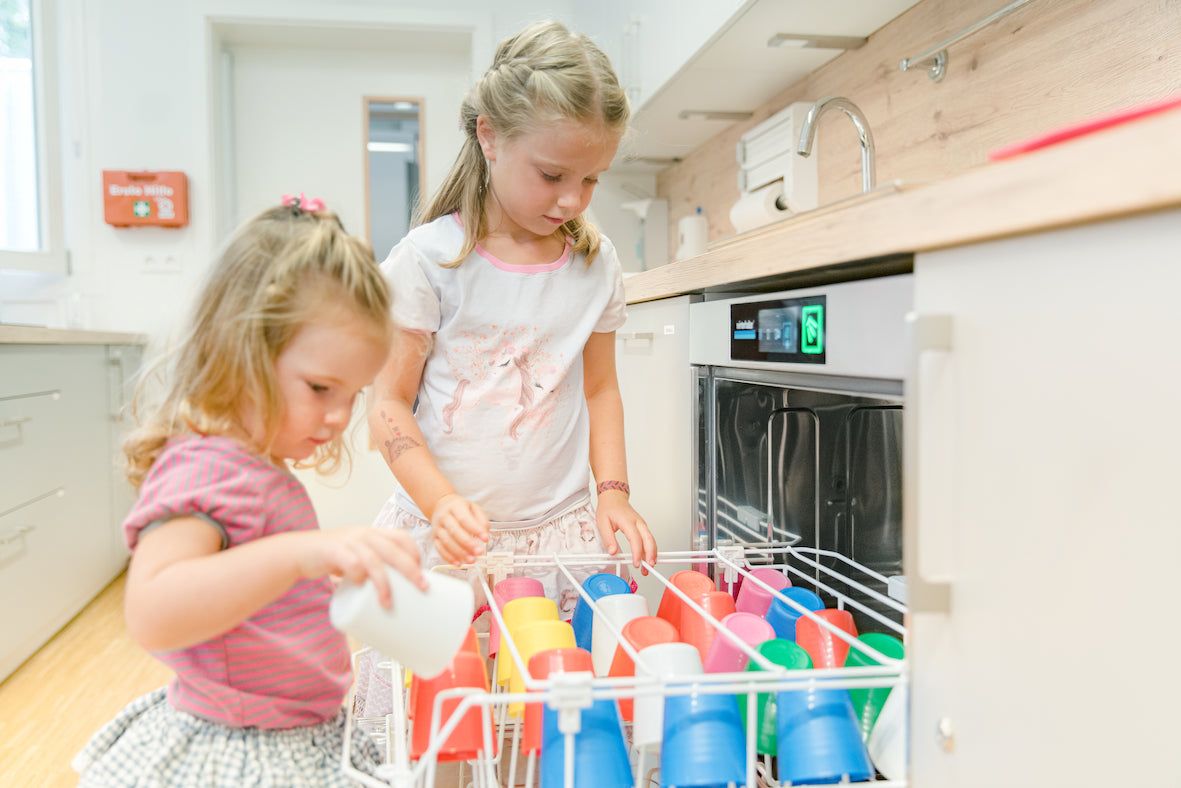 detergente lavavajillas para vasos plásticos reutilizables